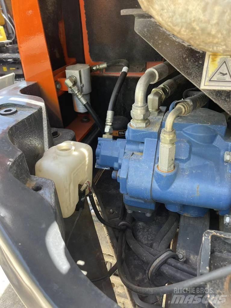 Doosan DX75 Mini excavatoare < 7t