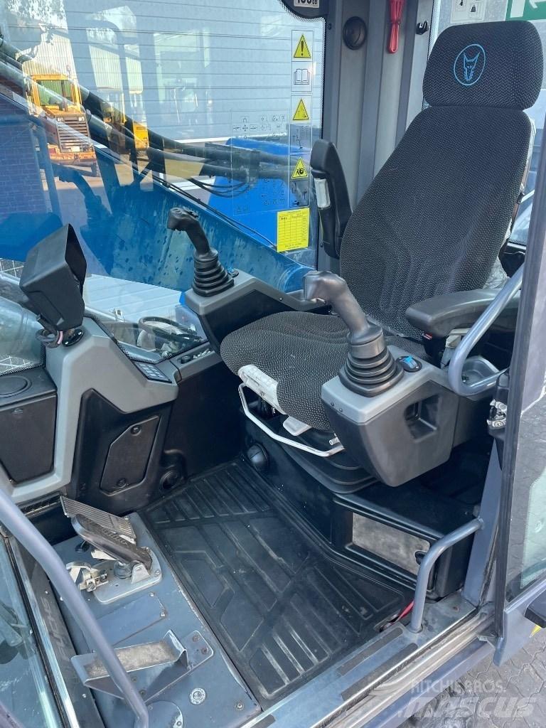 Fuchs MHL320F Paleta de manipulare