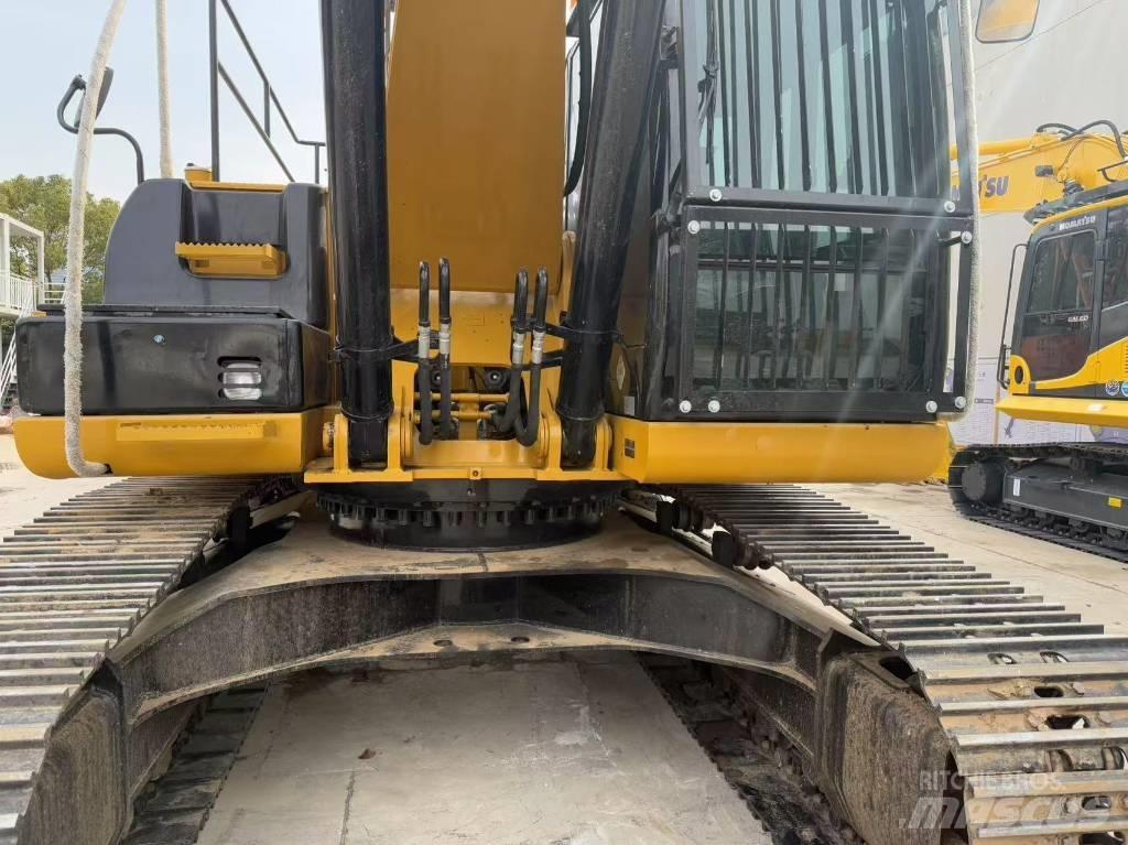 CAT 330D2L Excavatoare pe șenile
