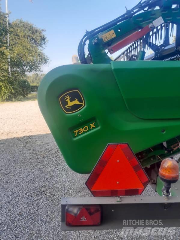 John Deere T 670 i Combine de secerat