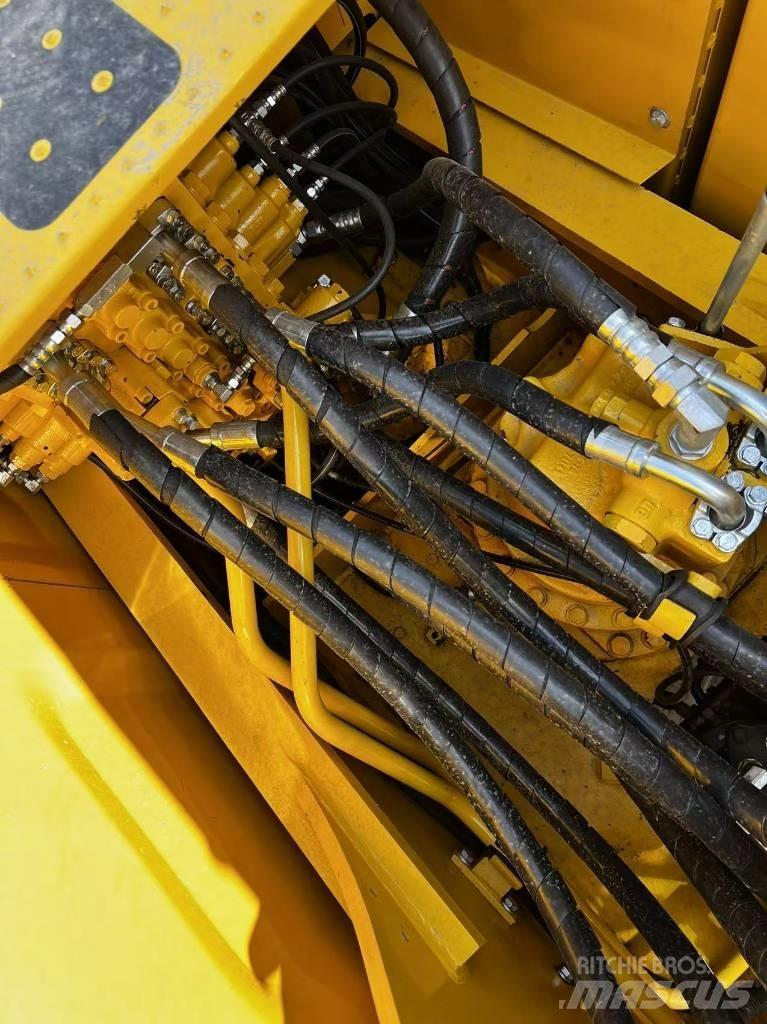 Komatsu PC 200-8N1 Excavatoare pe șenile
