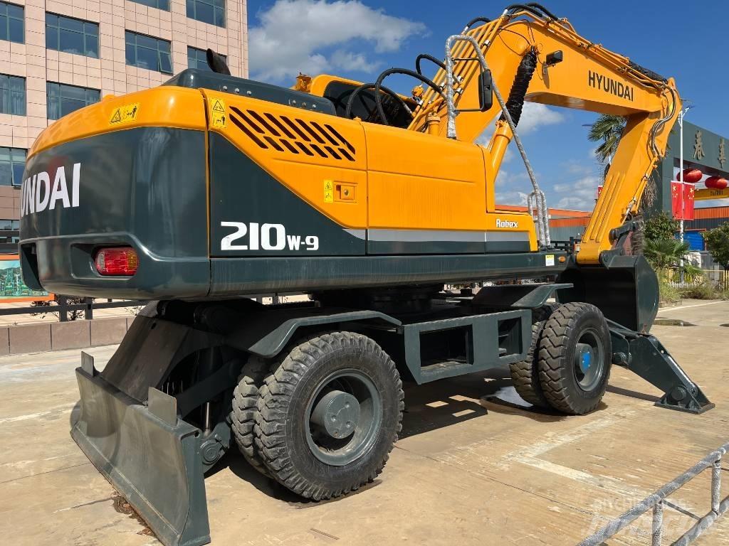 Hyundai R210W Excavatoare cu roti