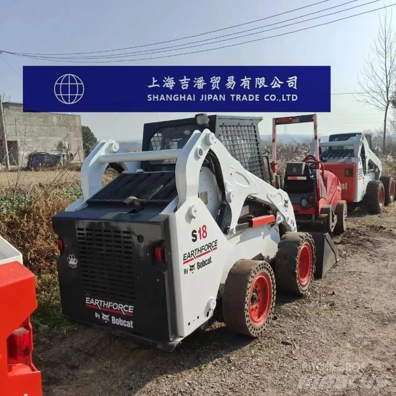 Bobcat S 130 Mini incarcator