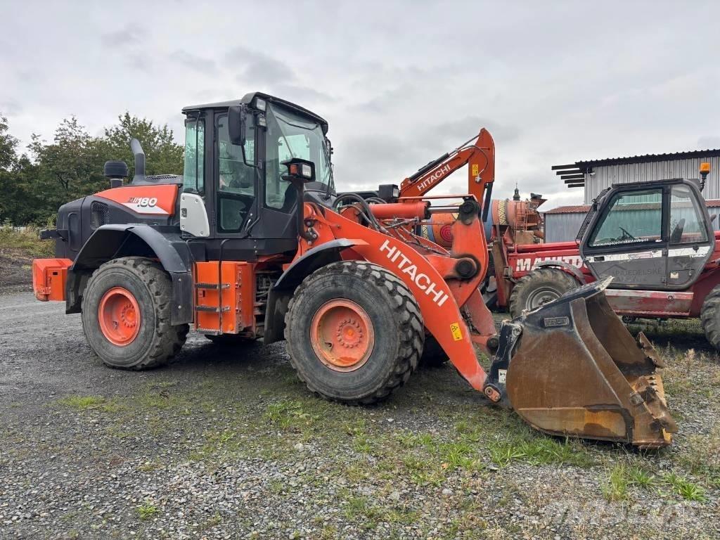 Hitachi ZW180-6 Incarcator pe pneuri