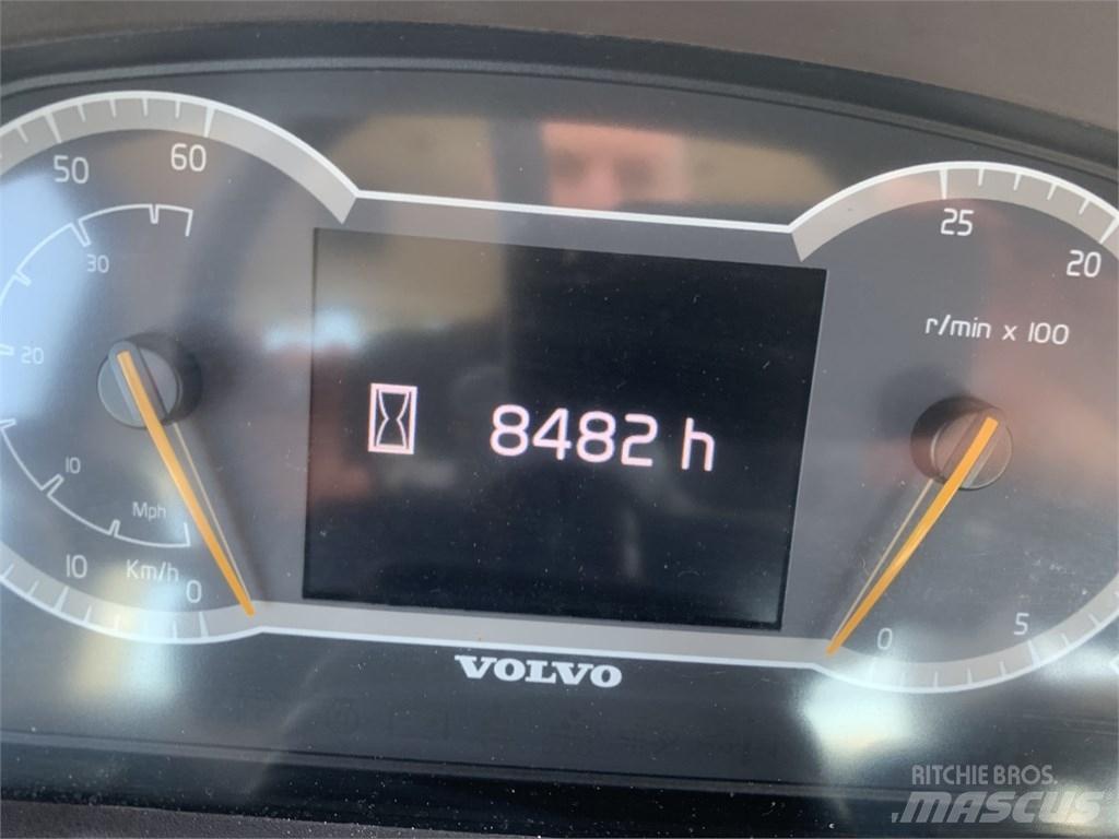 Volvo L 70 H Incarcator pe pneuri