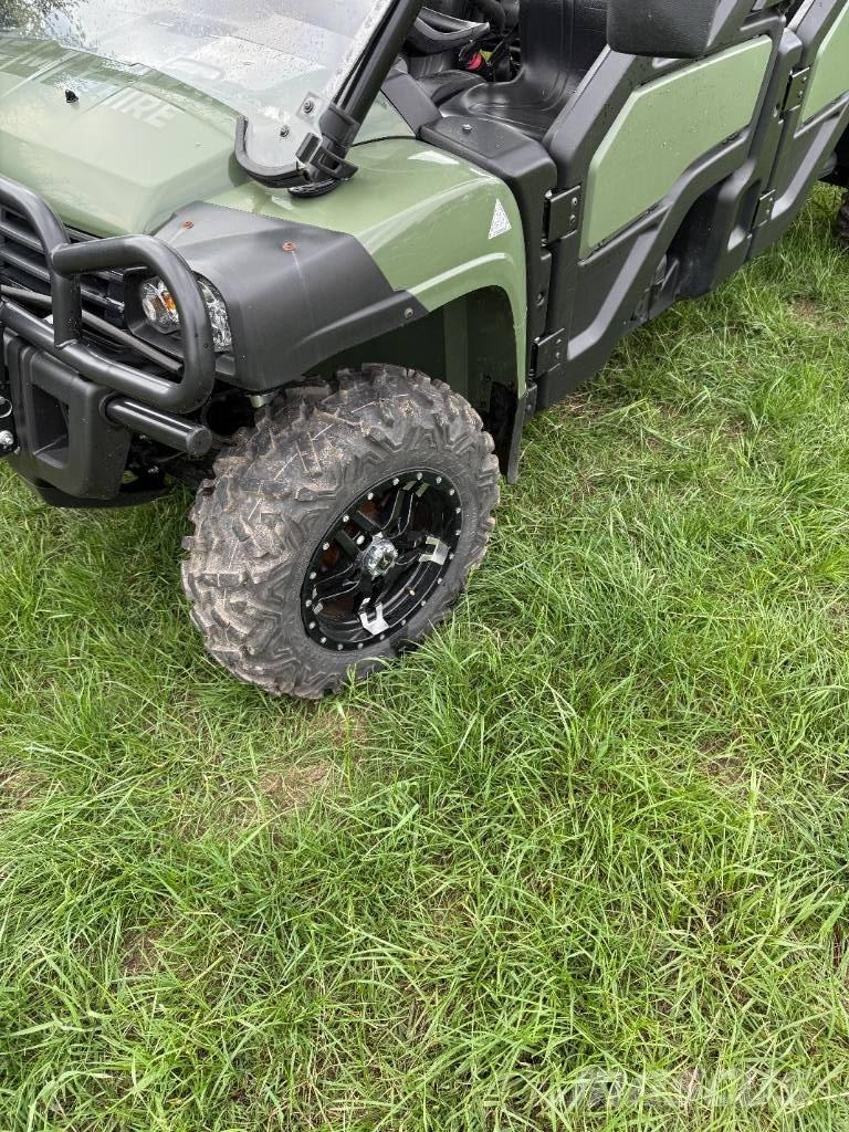 John Deere 855 Masini utilitare
