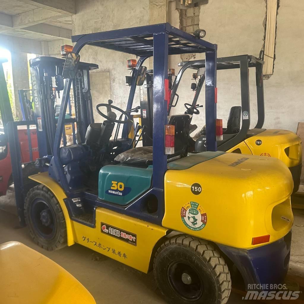Komatsu F30T Stivuitor diesel