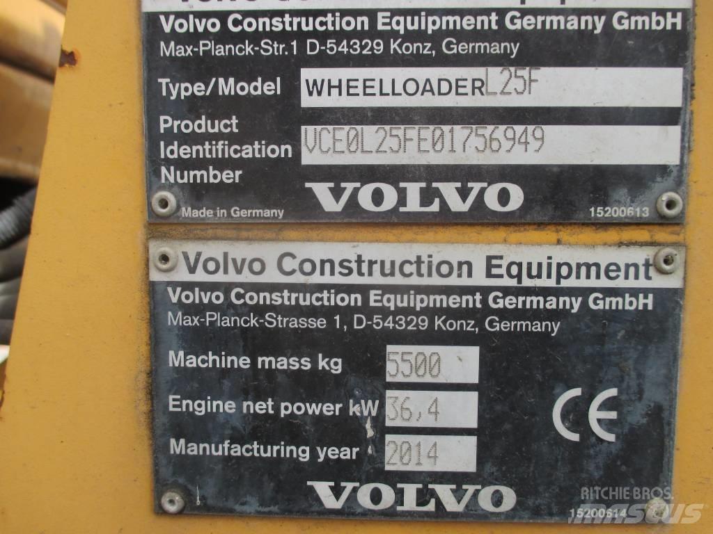 Volvo L 25 F Incarcator pe pneuri
