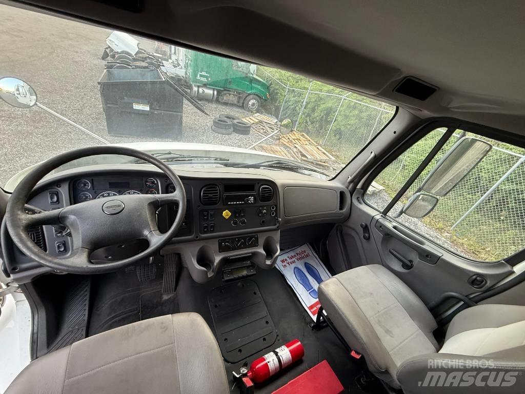 Freightliner M 106 Camion cu control de temperatura