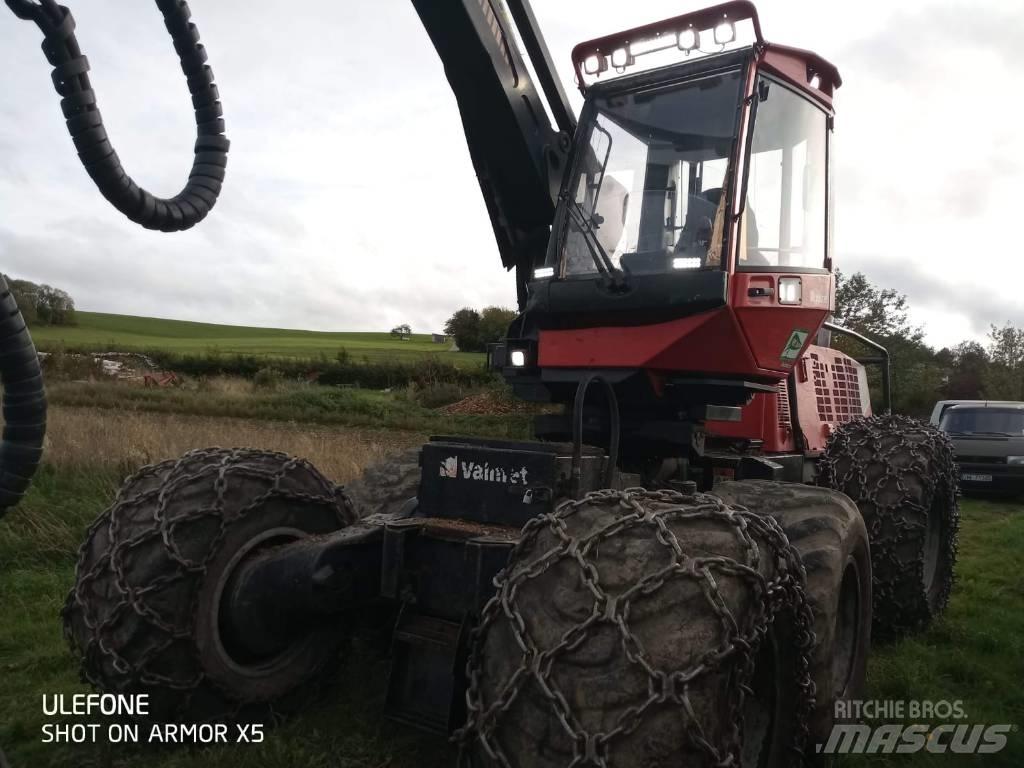 Komatsu 911 Combine forestiere