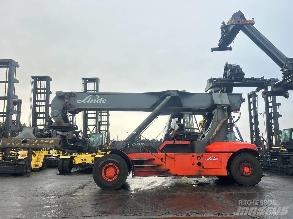 Linde C4230TL Stivuitoare Telescopice Rotative