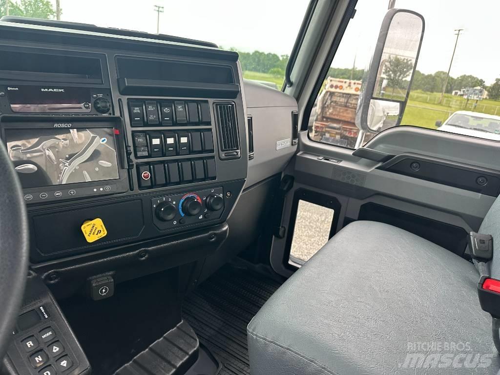 Mack MD7 Camion de deseuri