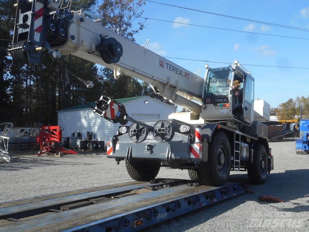 Terex TRT 40 US Macara teren accidentat