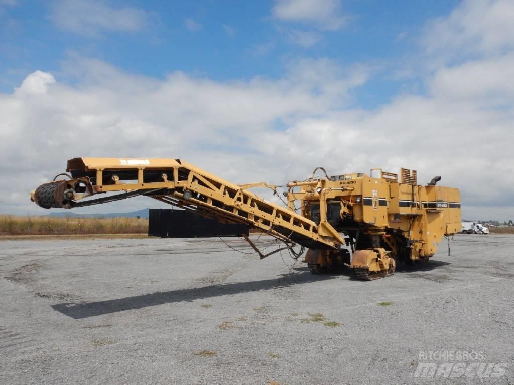 CMI PR650 Pavatoare asfalt