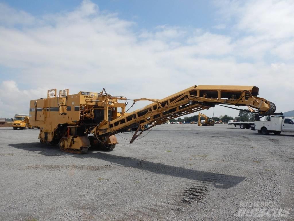 CMI PR650 Pavatoare asfalt