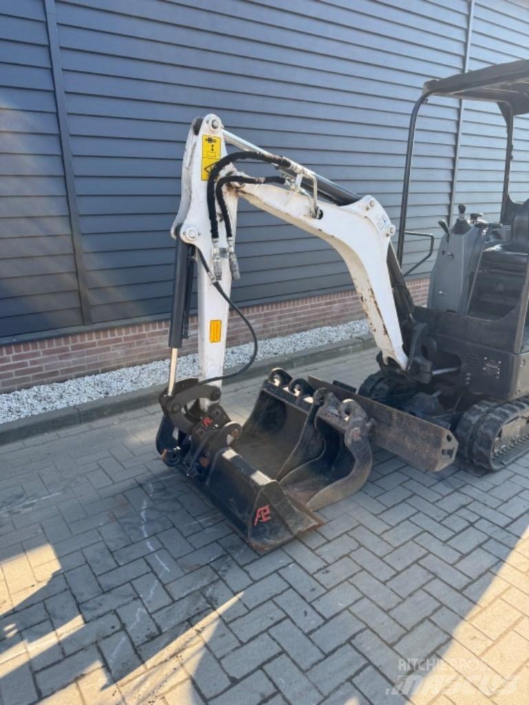 Bobcat E 17 Mini excavatoare < 7t