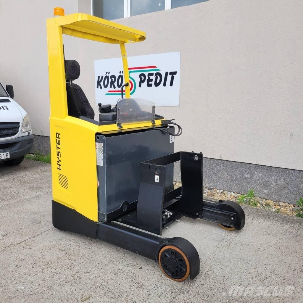 Hyster R 1.4 Stivuitor cu catarg retractabil