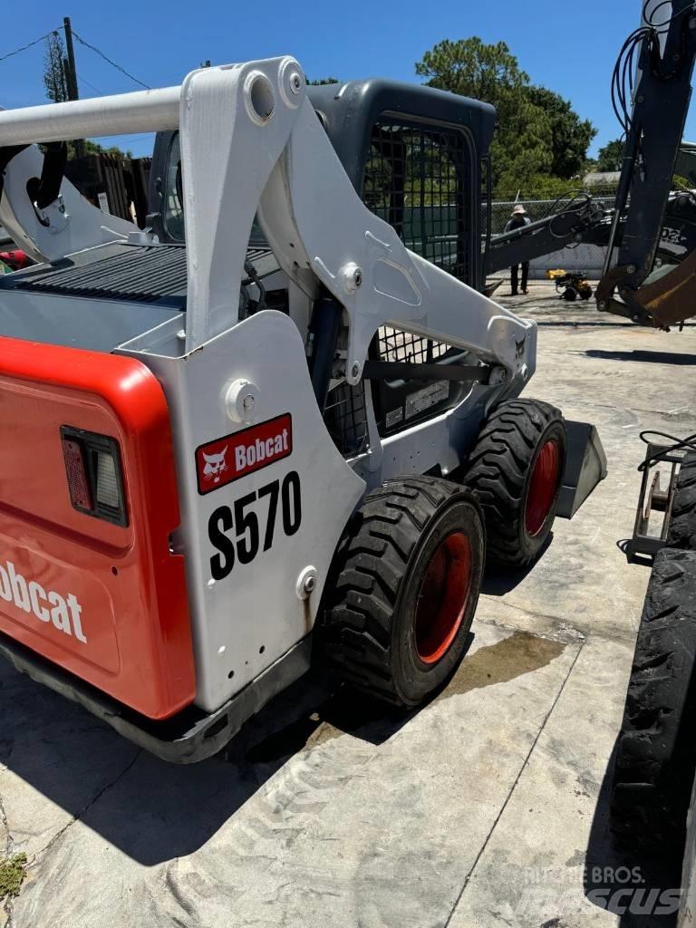 Bobcat S570 Mini incarcator