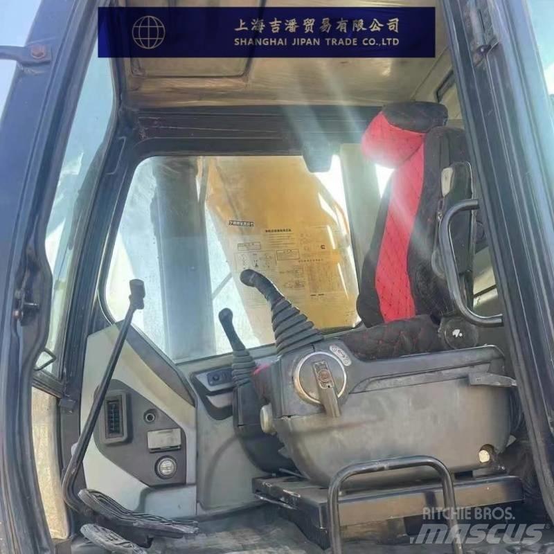 Hyundai 305L Excavatoare pe șenile

