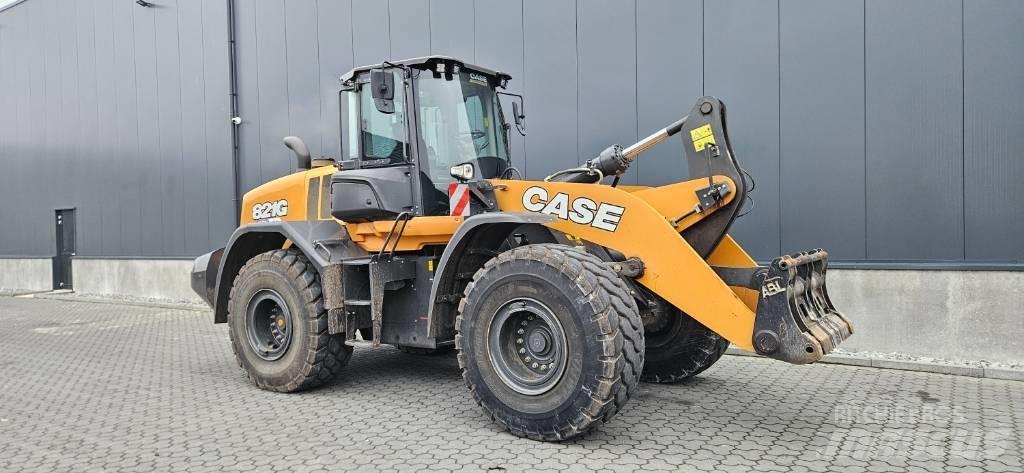CASE 821G Incarcator pe pneuri