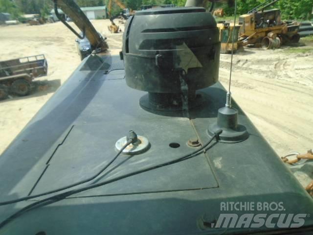 CAT 535 C Utilaje de manevrarea a bustenilor