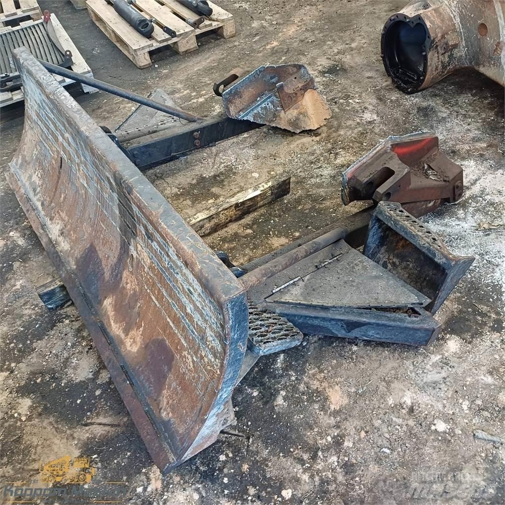 Komatsu 840tx Alte componente