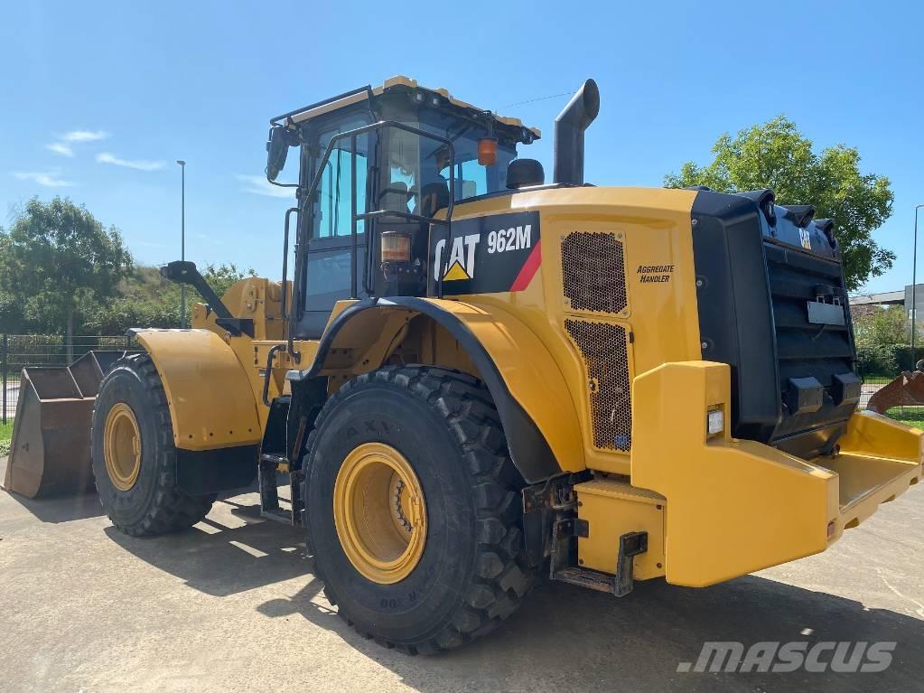 CAT 962 M Incarcator pe pneuri