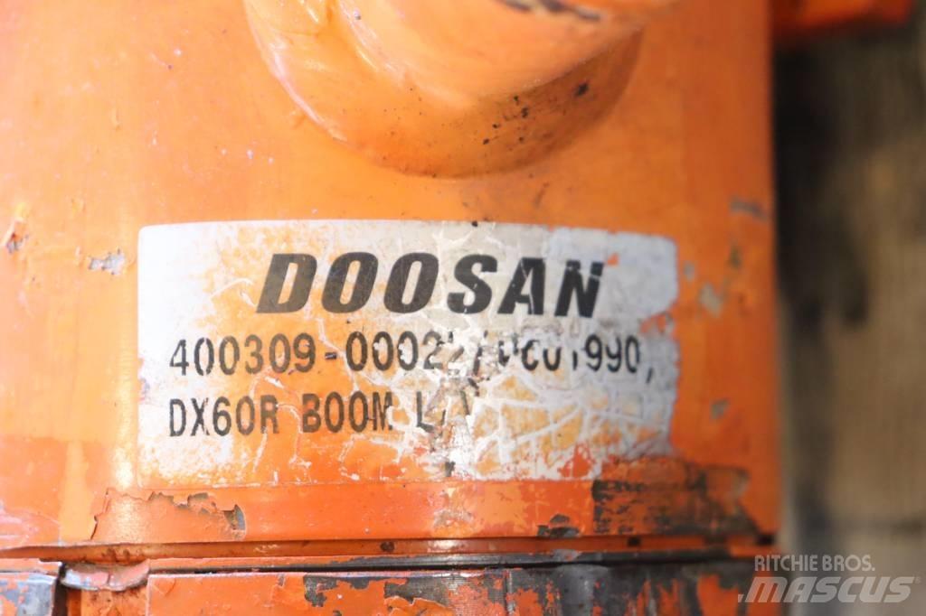 Doosan DX 60 R Mini excavatoare < 7t