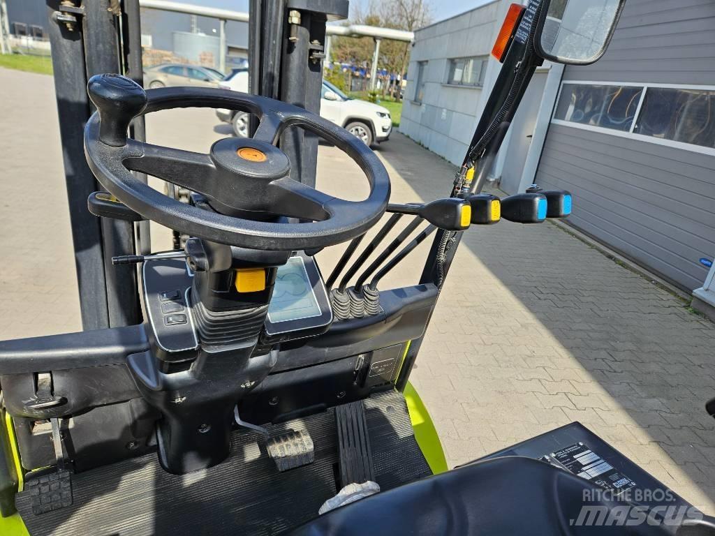 Clark EPX32i Stivuitor electric