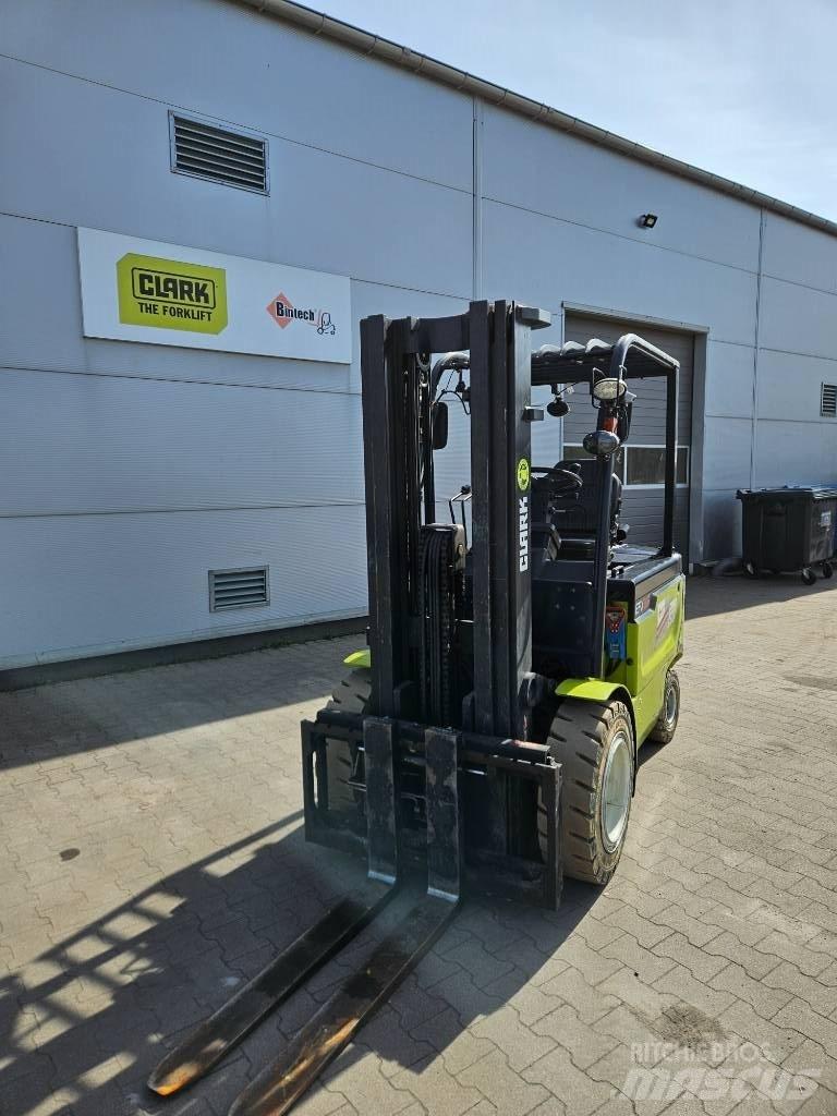 Clark EPX32i Stivuitor electric
