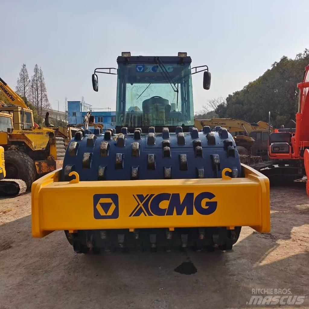 XCMG XS 223 J Compactoare monocilindrice