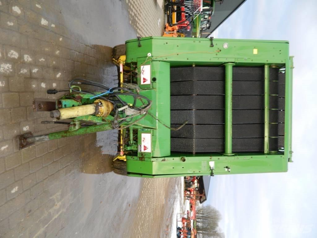 John Deere 550 Masina de balotat cilindric