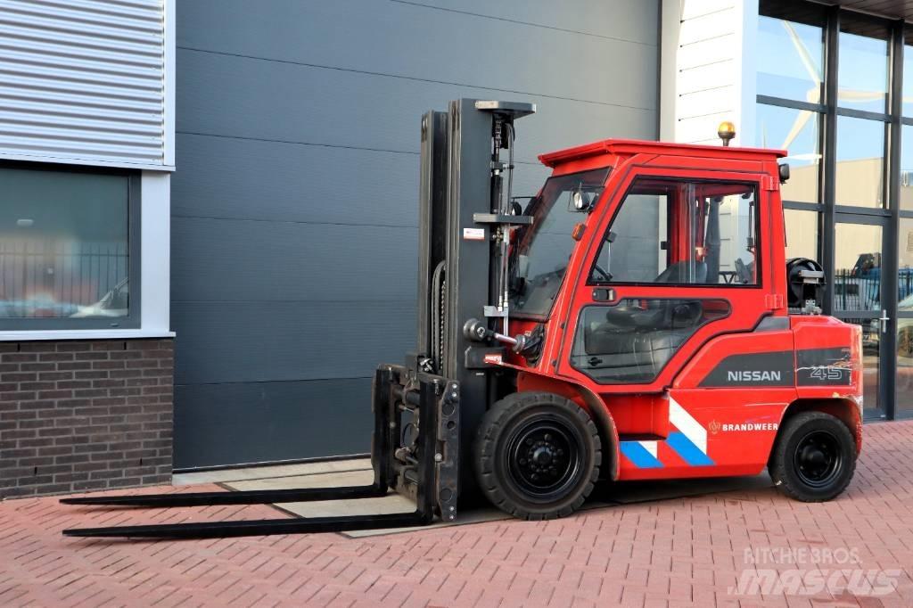 Nissan J1F4A45LY Stivuitor GPL