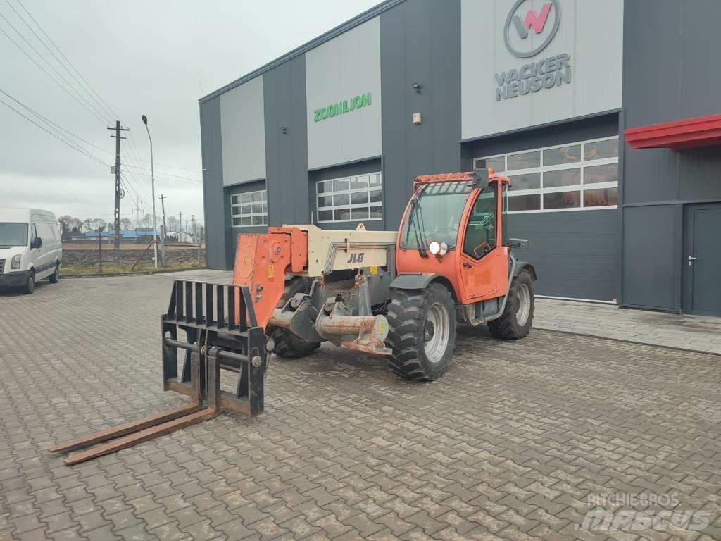 JLG JLG4013 Incarcator pe pneuri