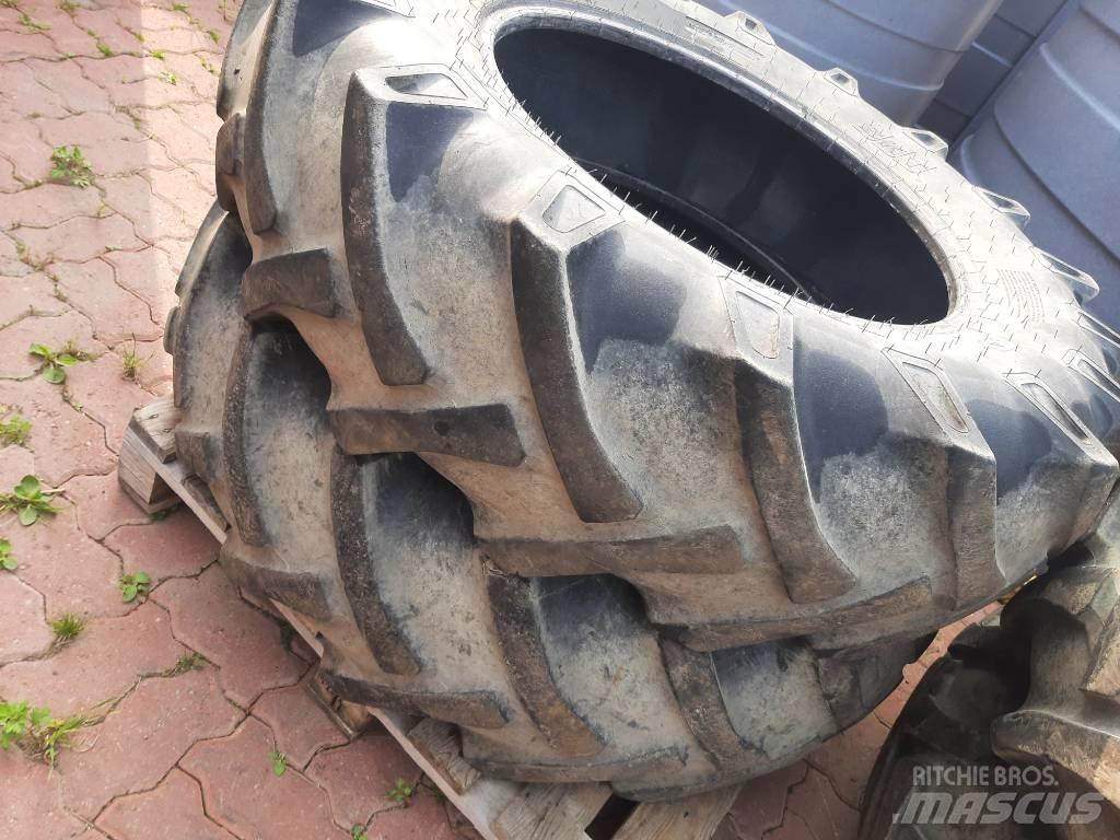 BKT 14.9-28 2 kpl Roti