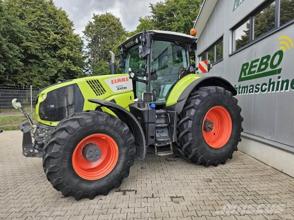 CLAAS Axion 870 Tractoare