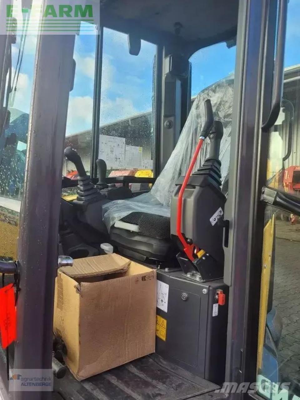 New Holland e55d Mini excavatoare < 7t