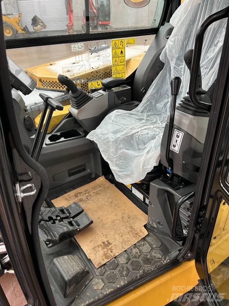 CAT 306 Mini excavatoare < 7t
