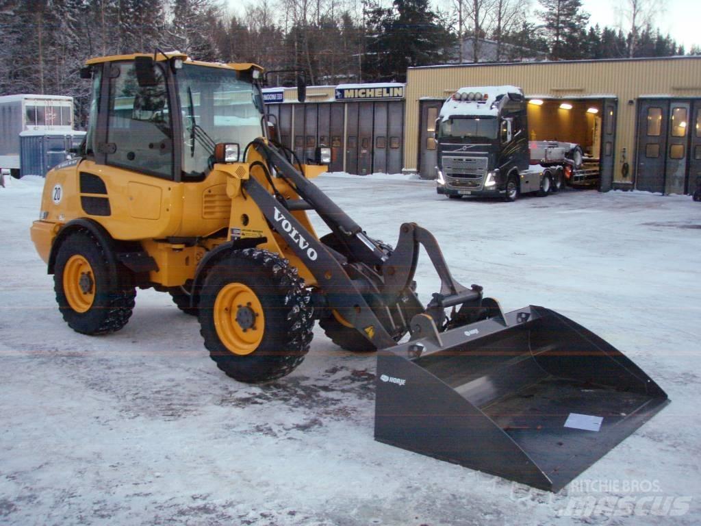 Volvo L 20 F med A/C Incarcator pe pneuri