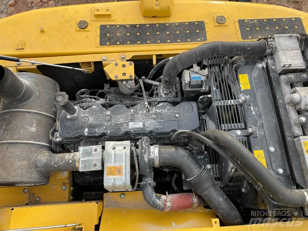 Komatsu 200-8 Excavatoare pe șenile
