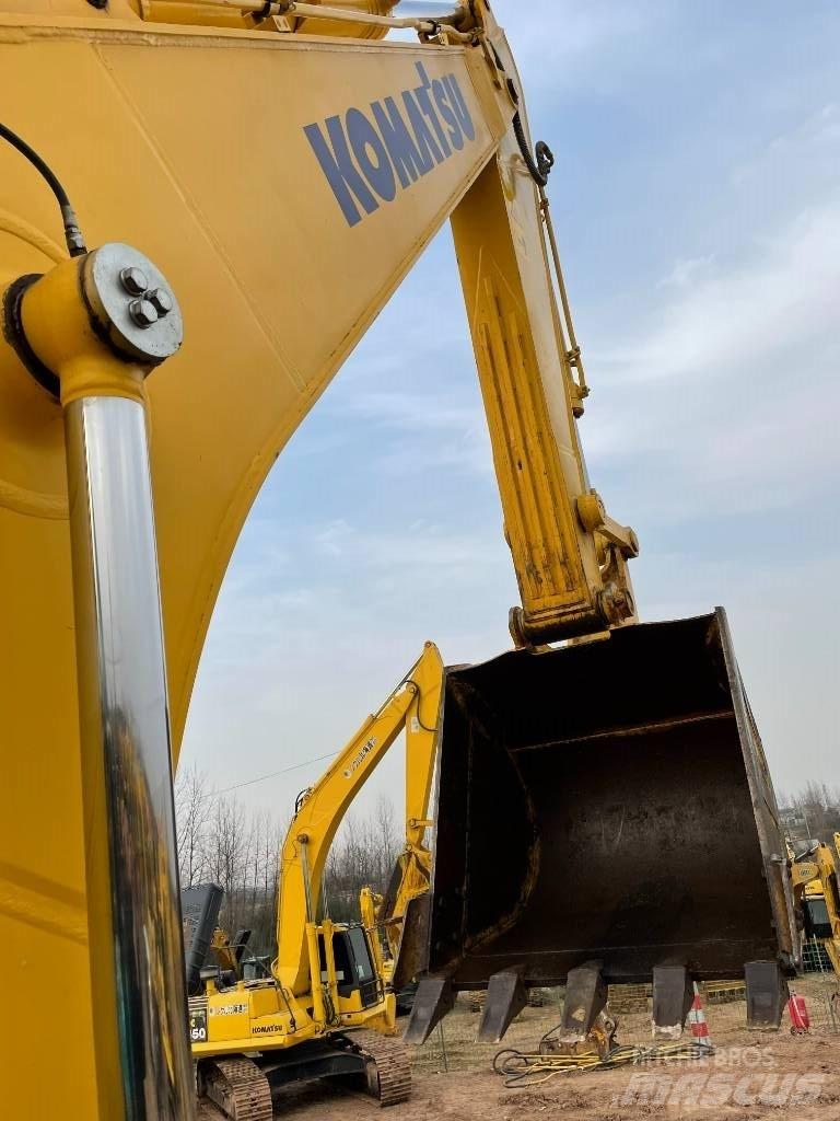 Komatsu 200-8 Excavatoare pe șenile

