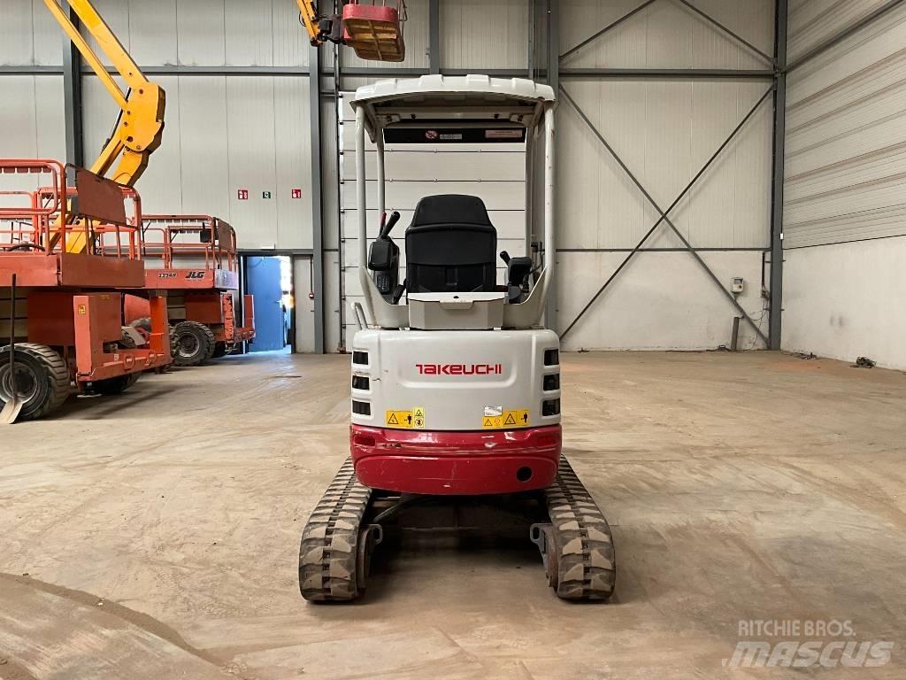 Takeuchi TB 215 R Mini excavatoare < 7t