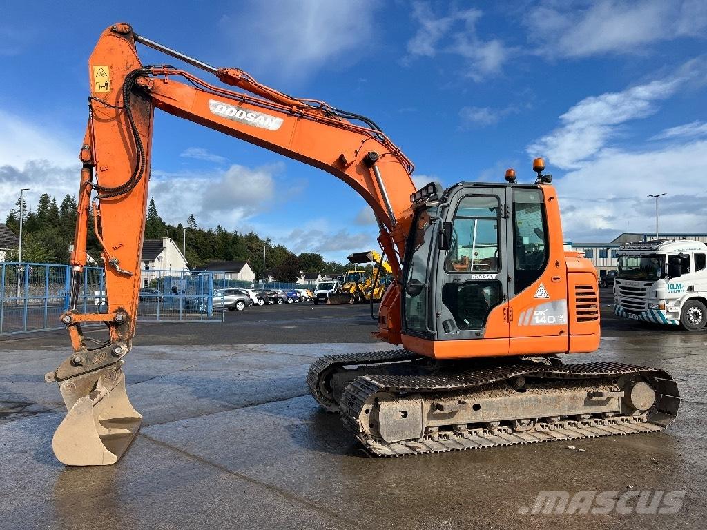 Doosan DX140 LCR-3 Excavatoare pe șenile
