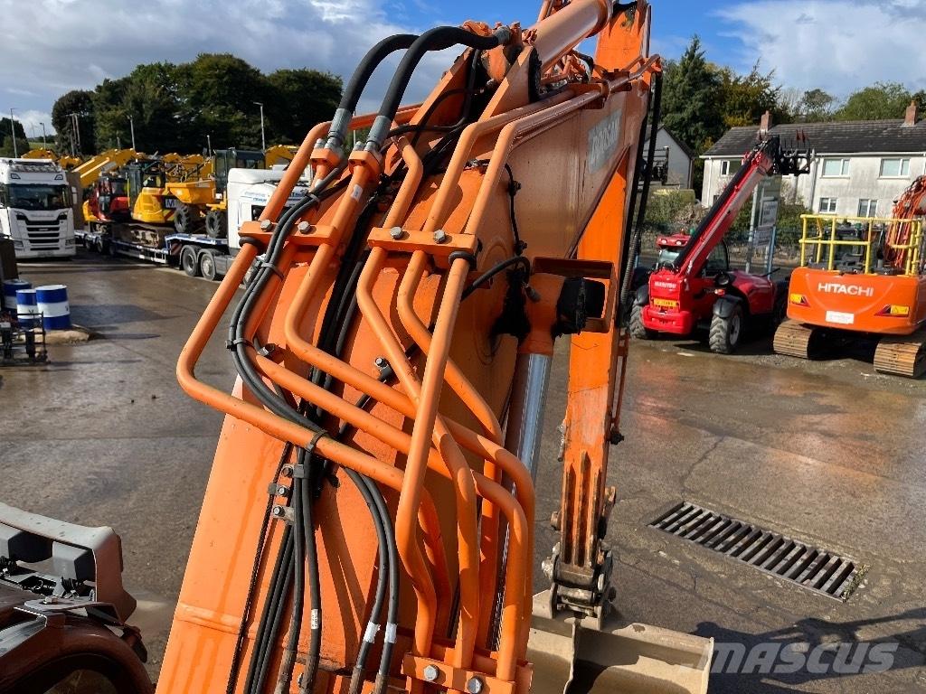 Doosan DX140 LCR-3 Excavatoare pe șenile
