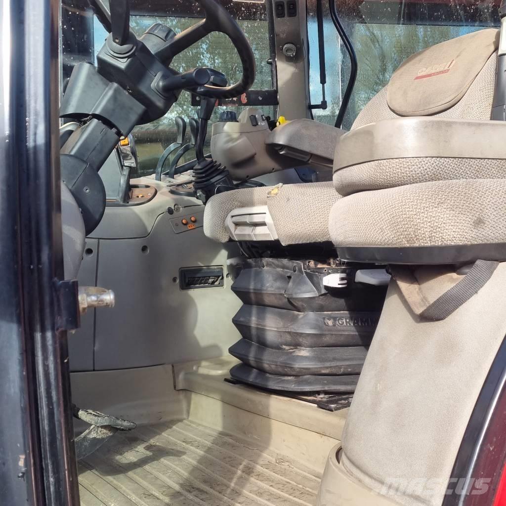 Case IH Maxxum 100 Tractoare