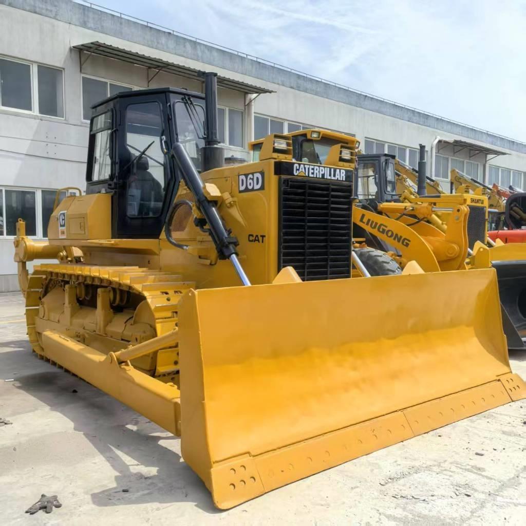 CAT D 6 D Buldozere pe senile