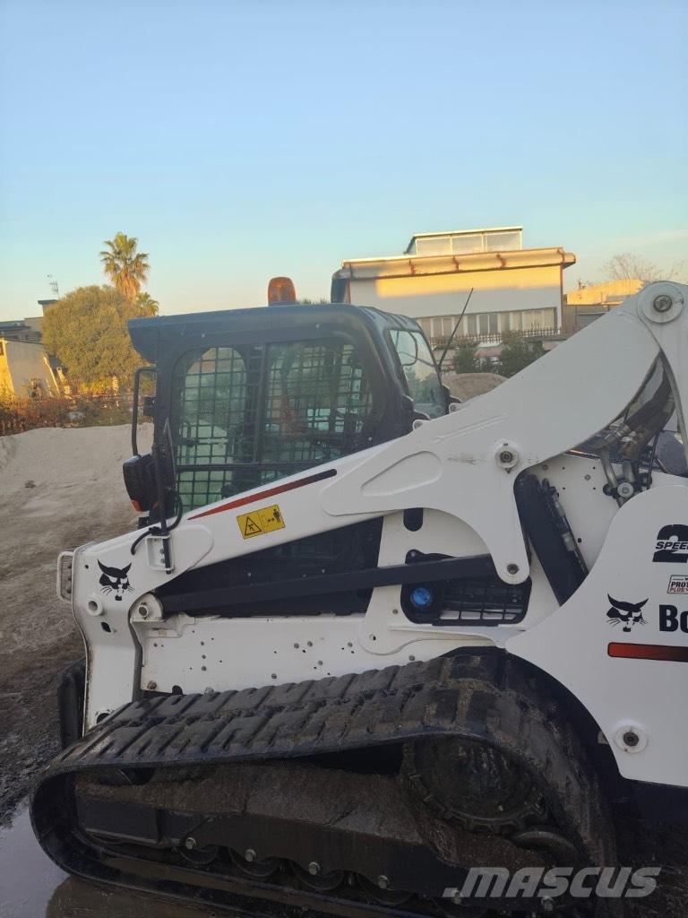 Bobcat T 770 Încarcatoare cu excavator