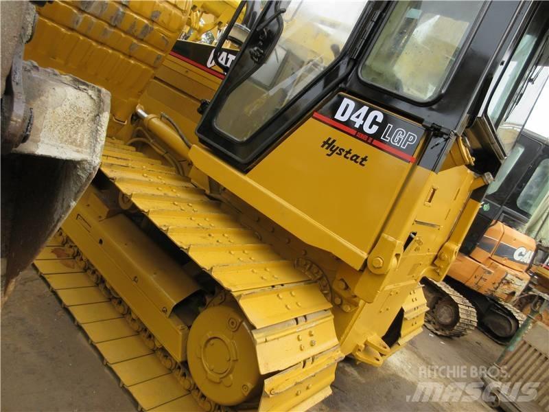 CAT D 4 C Buldozere pe senile