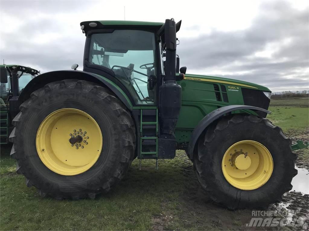 John Deere 6250R Tractoare