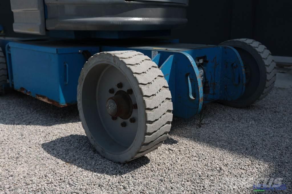 Genie Z34/22N Nacele cu brat articulat